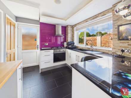Ventnor Gardens, Luton, Image 10