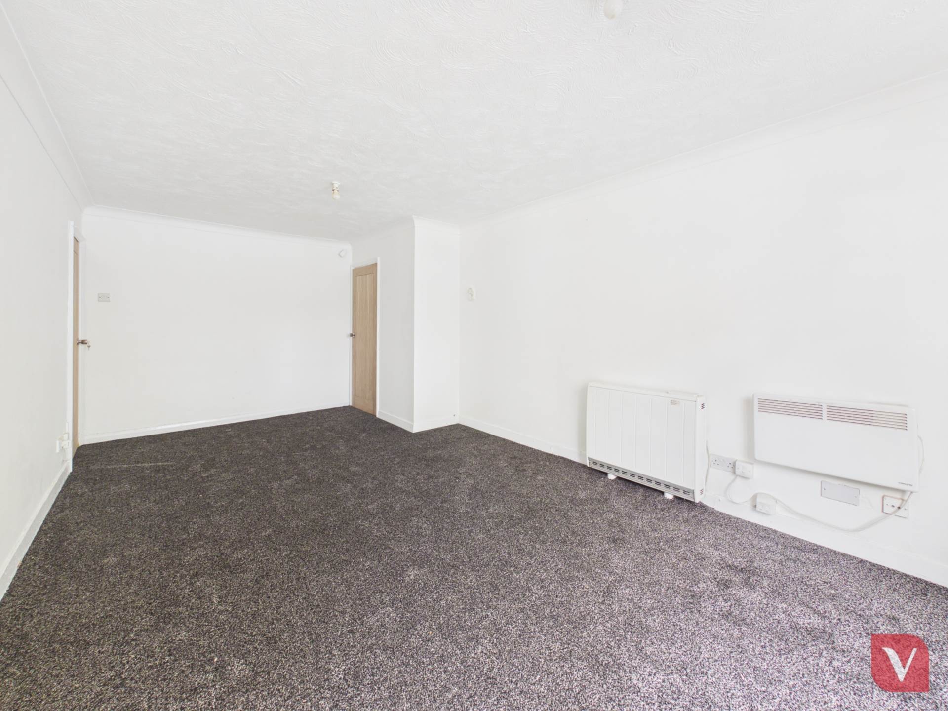 Wardown Court, Luton, Image 2