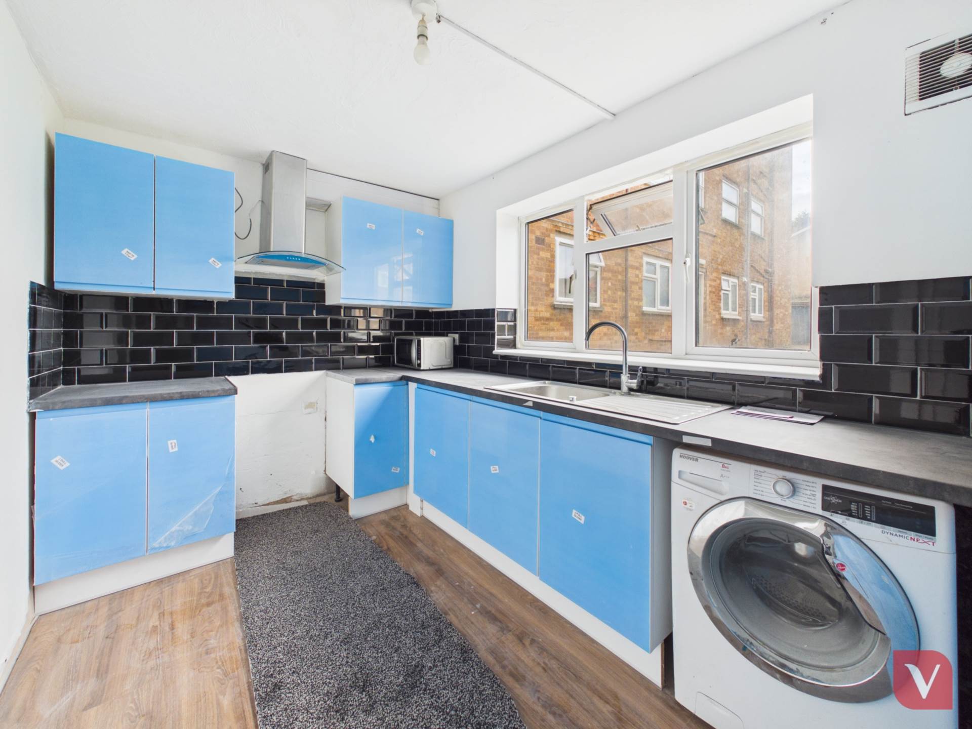 Wardown Court, Luton, Image 4