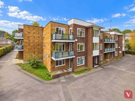 Wardown Court, Luton, Image 1