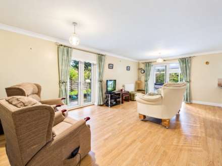 Heather Mead, Dunstable, Image 3