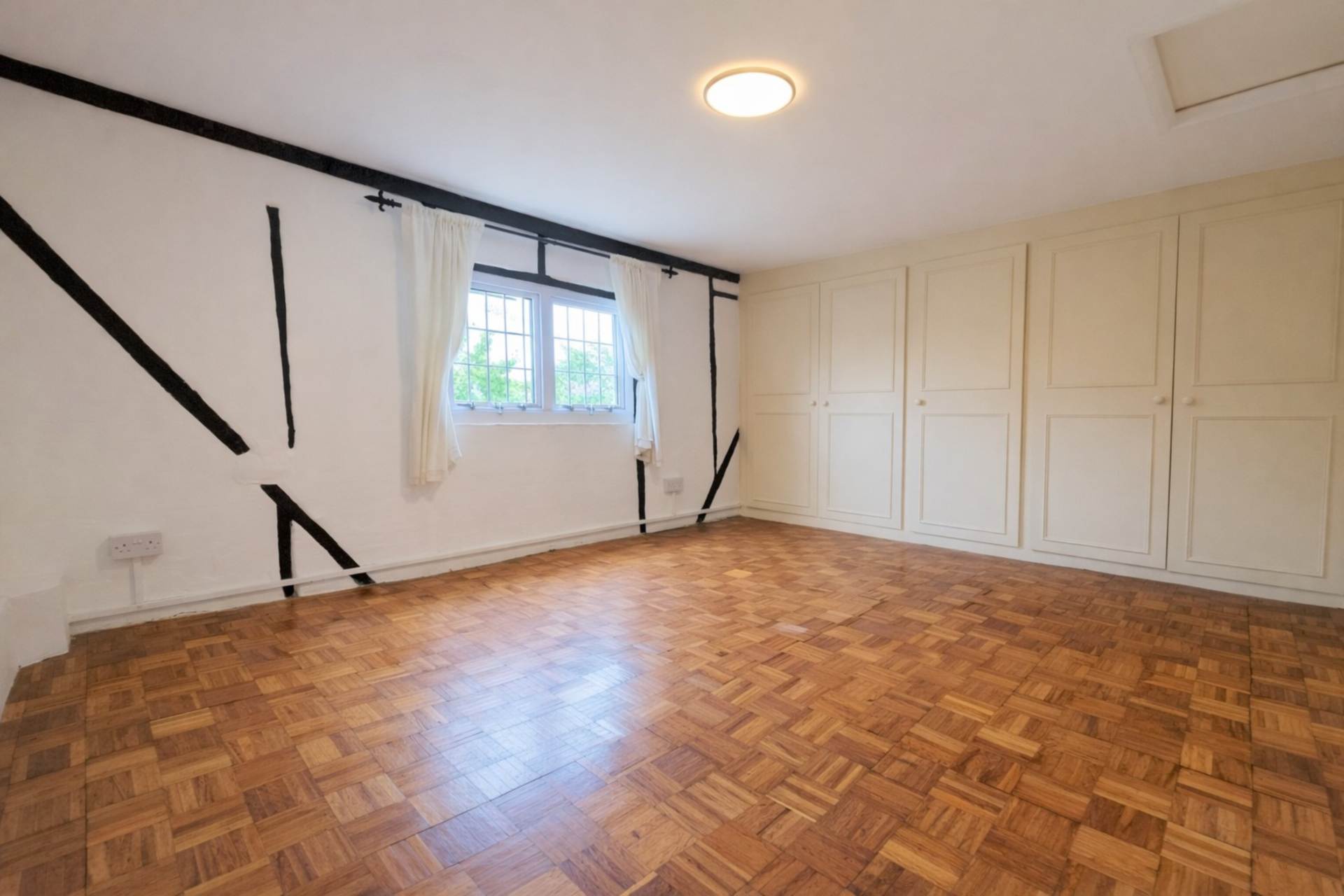 Compton Avenue, Luton, Image 7