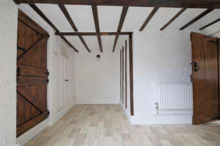 Compton Avenue, Luton, Image 4