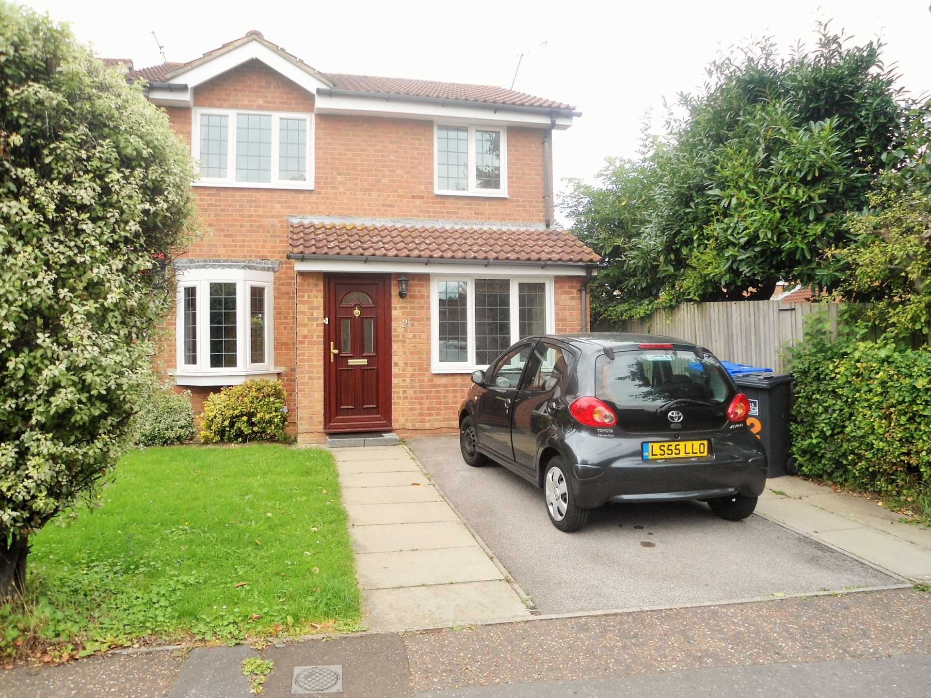 Chaffinch Close, Durrington, Image 1