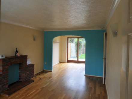 Chaffinch Close, Durrington, Image 10