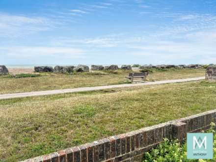 Ferring Marine, Ferring, Image 12