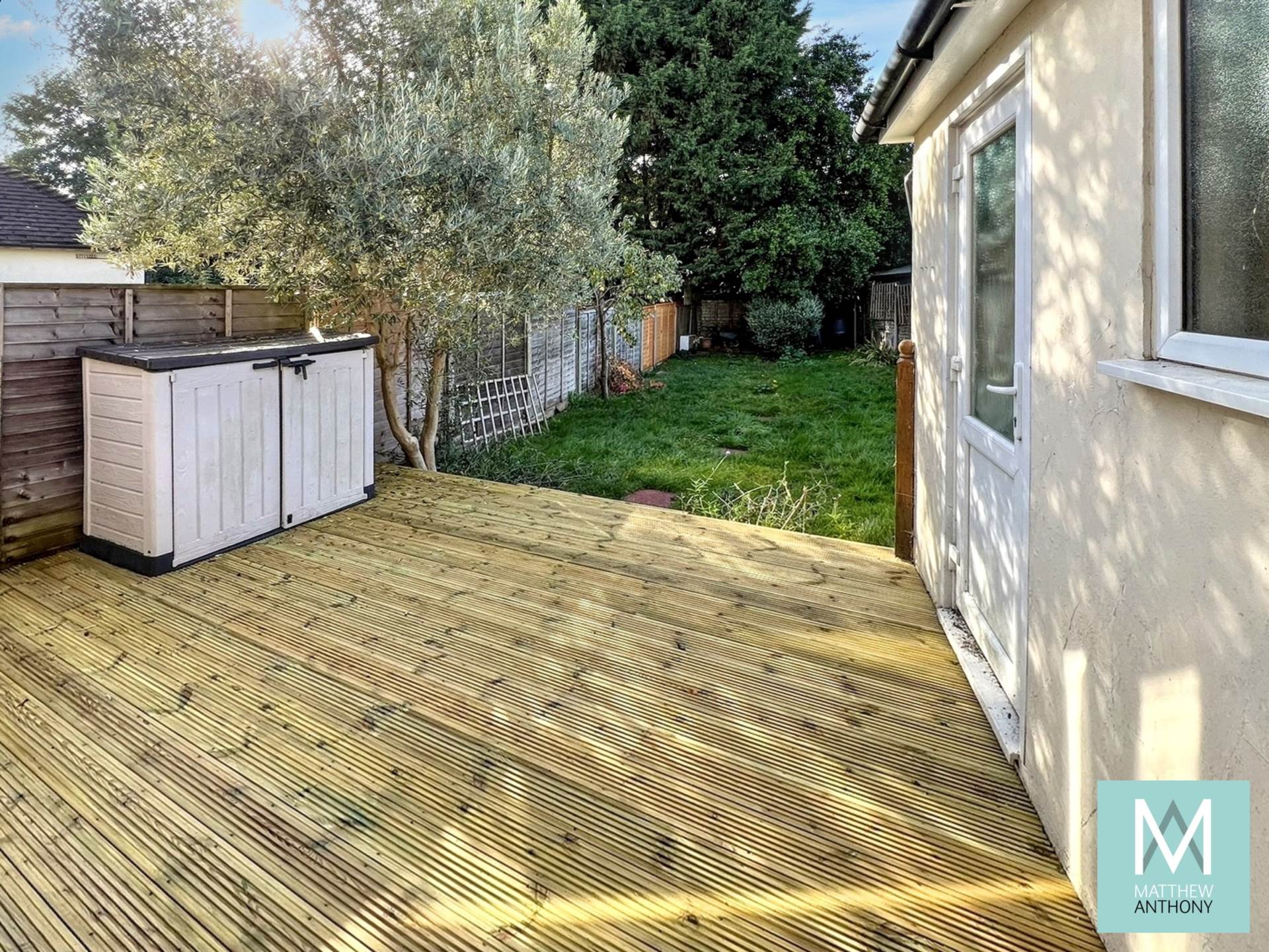 Broomfield Avenue, Worthing, Image 11