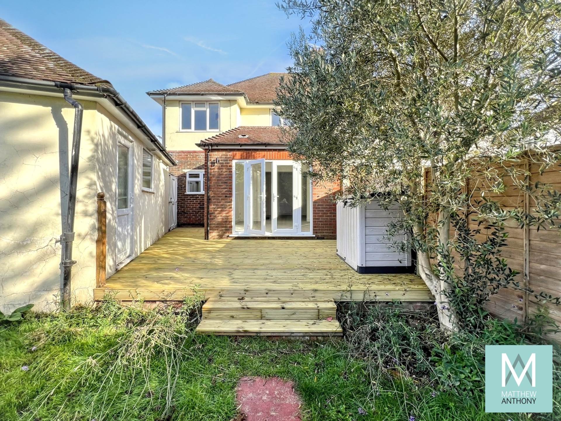 Broomfield Avenue, Worthing, Image 13