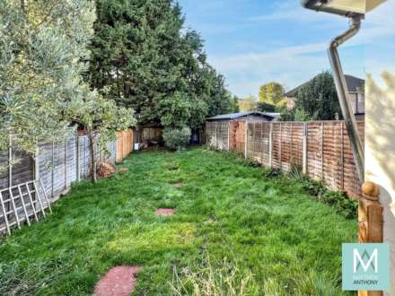 Broomfield Avenue, Worthing, Image 12