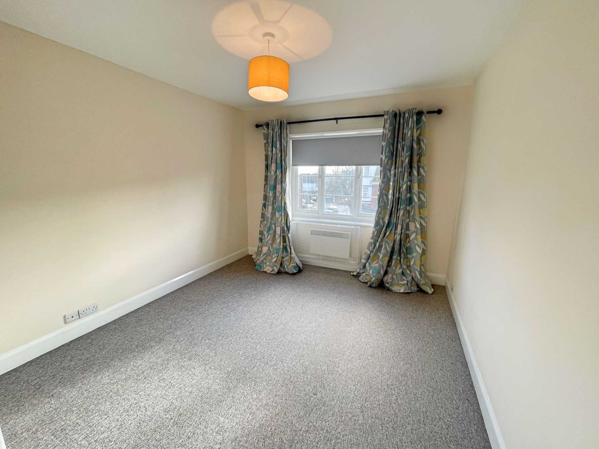 Goring Road, Goring-By-Sea, Image 9