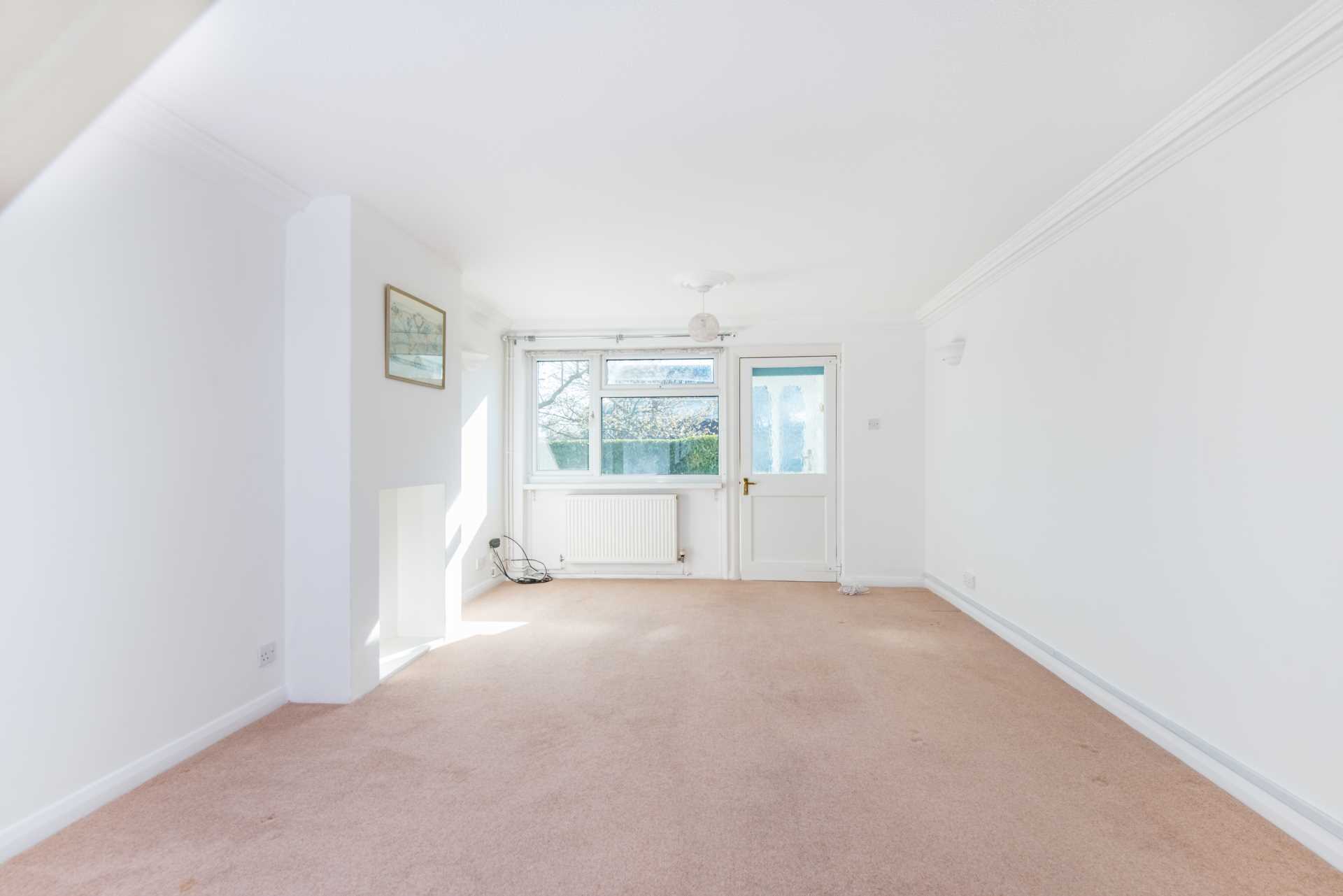 Montreal Way, Worthing, Image 4