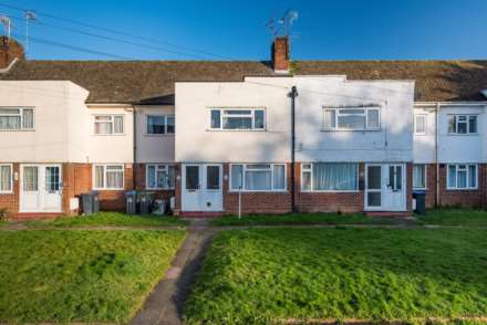 2 Bedroom Flat, Limbrick Lane, Goring-By-Sea