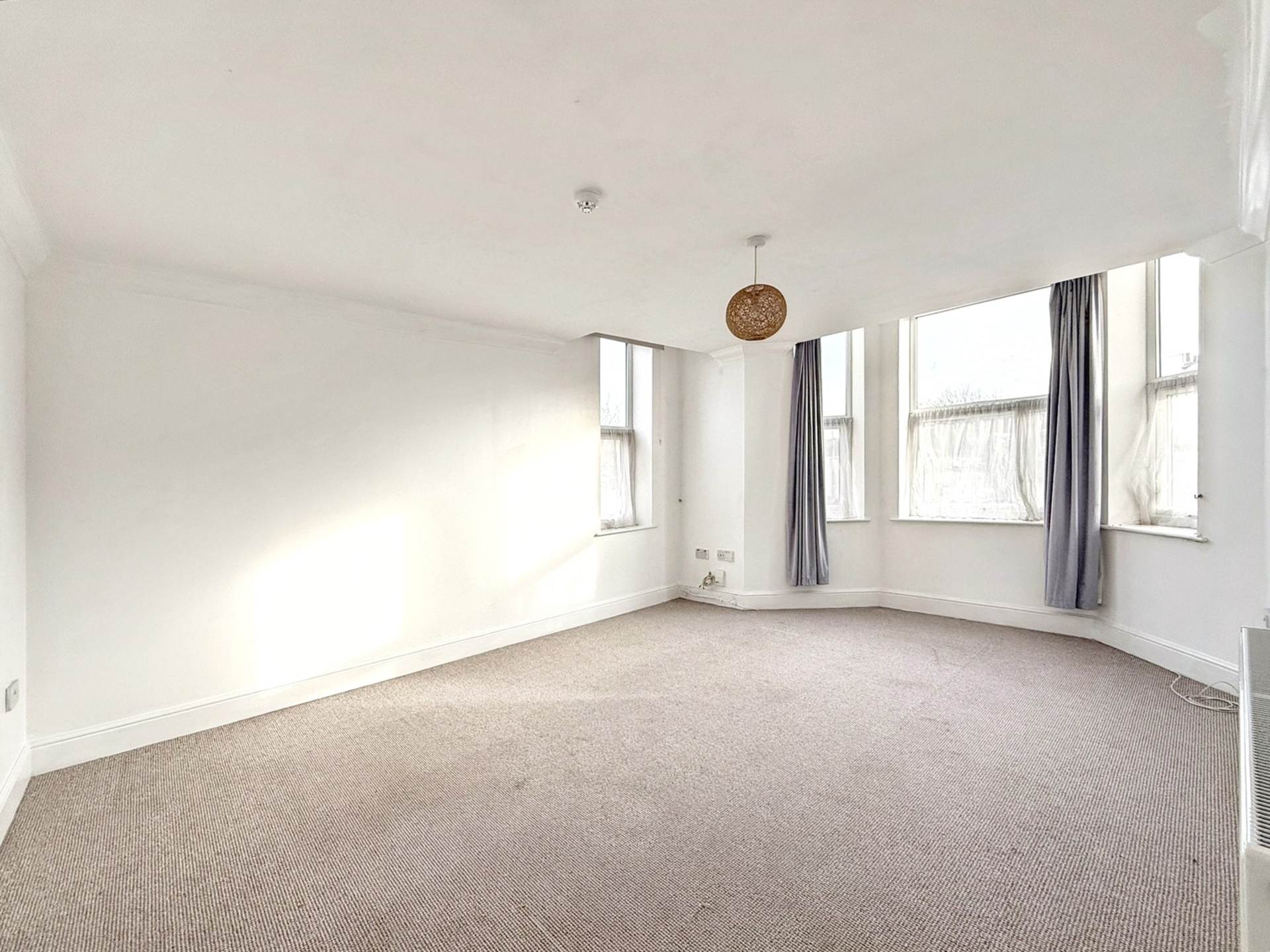 Traslyn Court, 15a Selden Road, Image 2