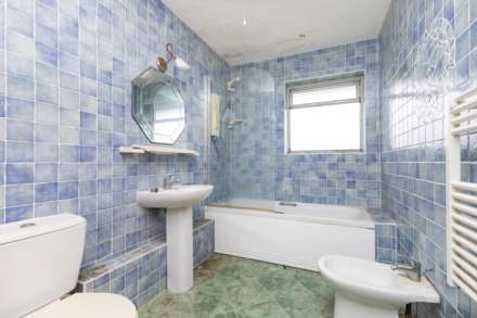 Westlake Gardens, Worthing, Image 7