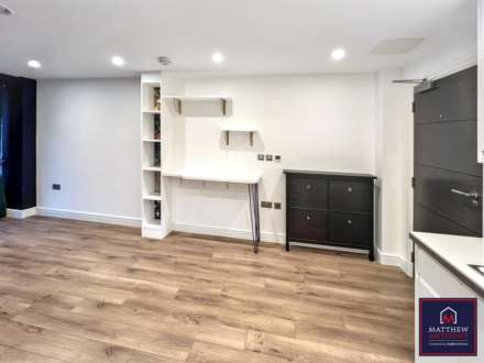 Worthing House, 2-6 South Street, Image 5