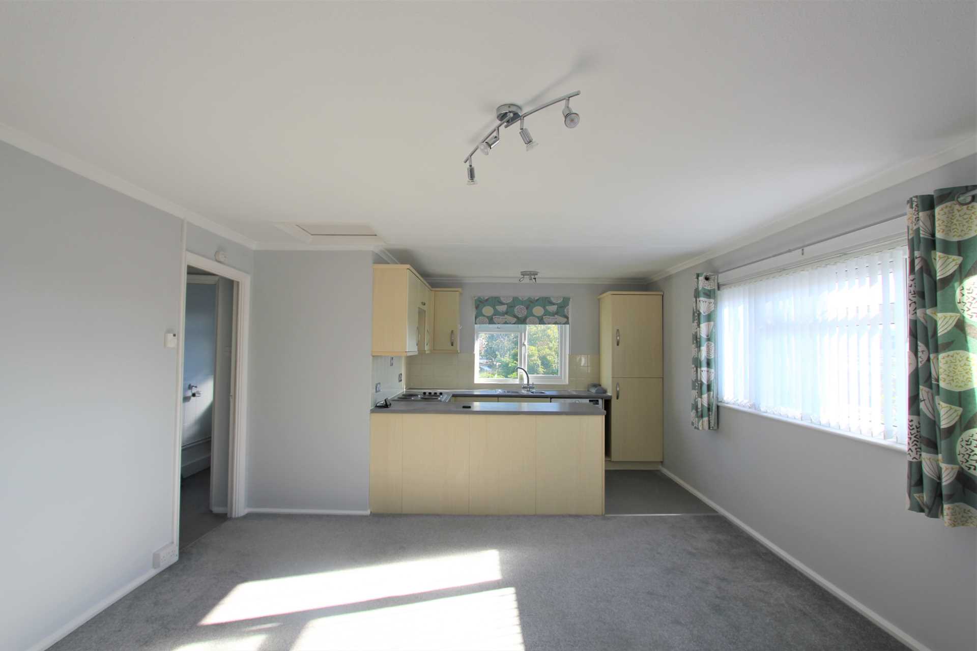 Penfold Road, Image 3