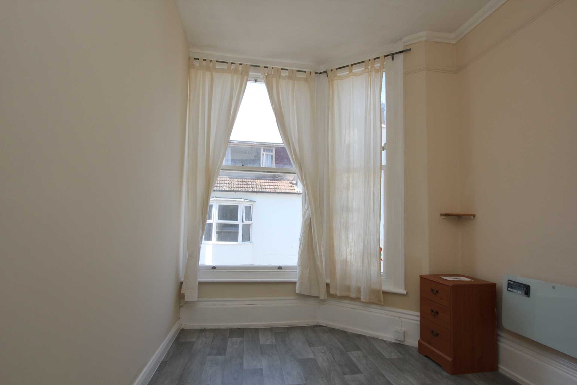 Western Place, Worthing, Image 4