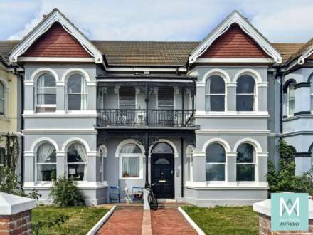 Bedsit, Brighton Road, Worthing