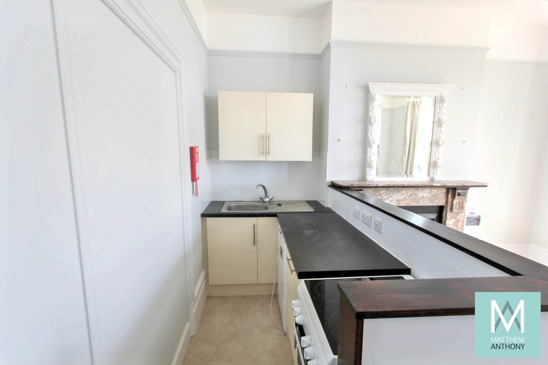 Brighton Road, Worthing, Image 5