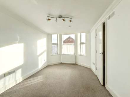 Traslyn Court, 15a Selden Road, Image 4