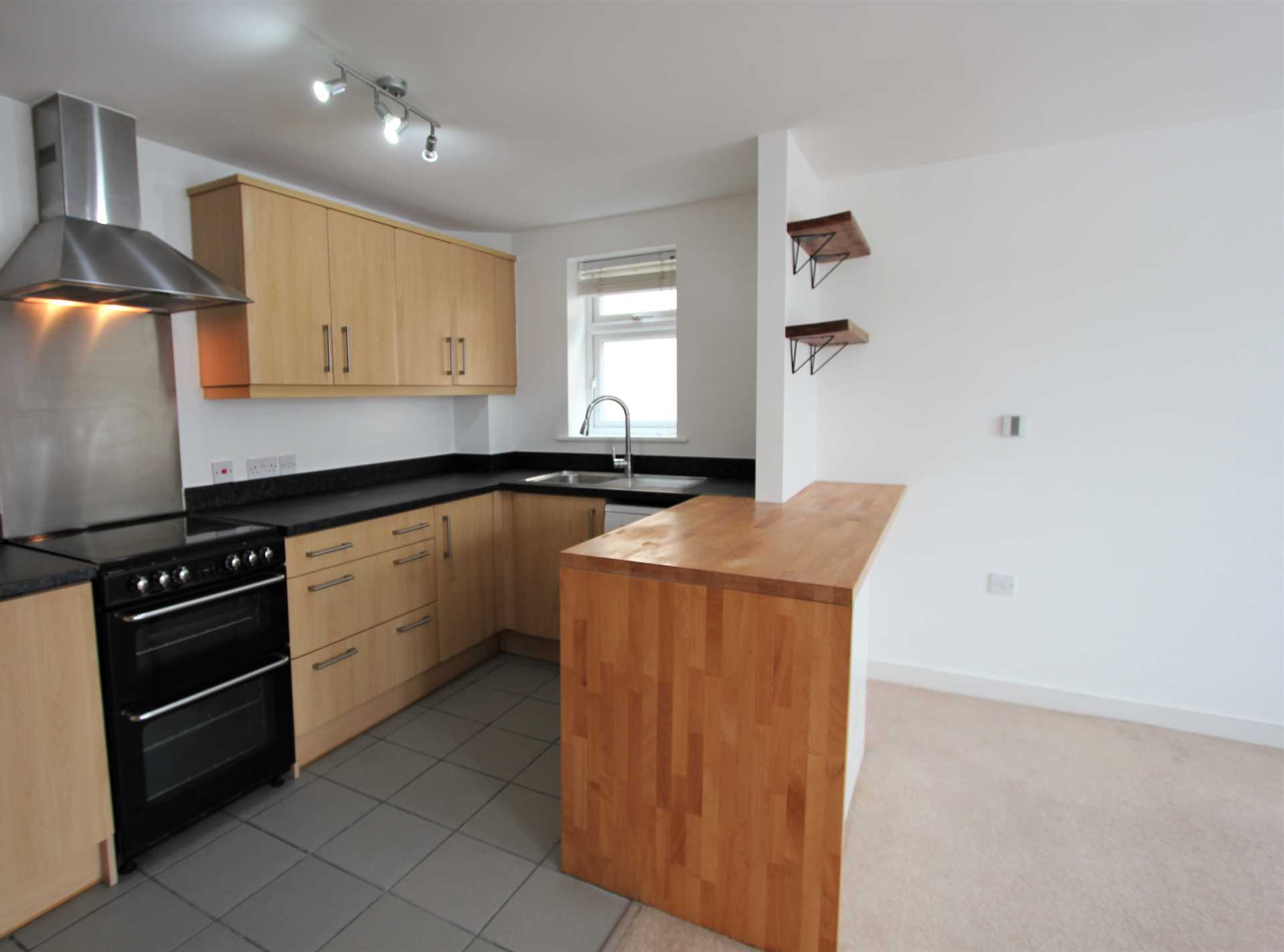 Coast Apartments, 25-27 Wordsworth Road, Image 2