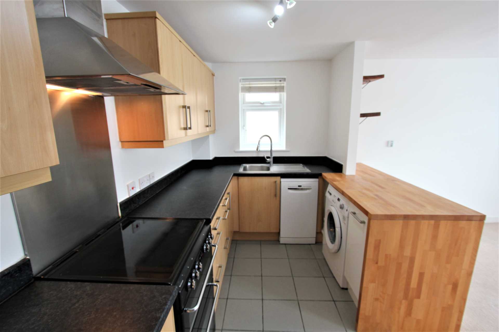 Coast Apartments, 25-27 Wordsworth Road, Image 4