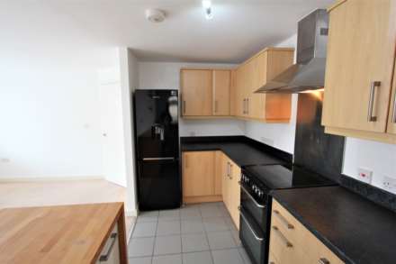 Coast Apartments, 25-27 Wordsworth Road, Image 5