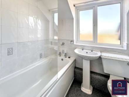 Orkney Court, Durrington, Image 9