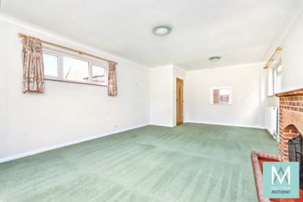 Amberley Drive, Goring-By-Sea, Image 3