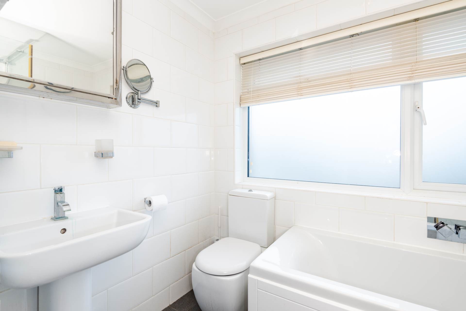 Rogate Road, Worthing, Image 9