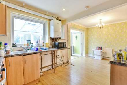Rogate Road, Worthing, Image 5