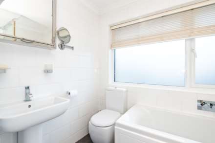 Rogate Road, Worthing, Image 9