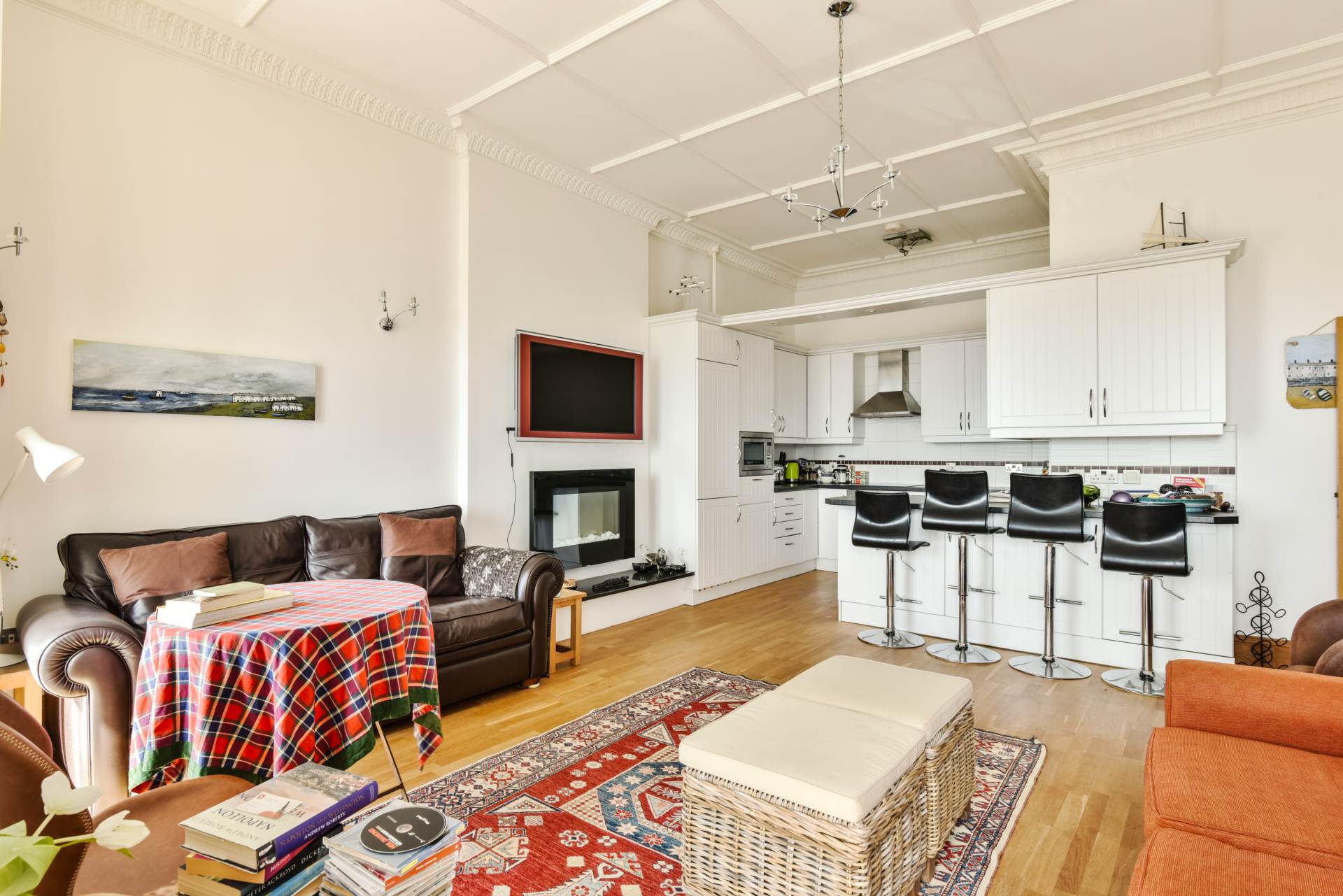 Jason Court, Heene Terrace, Image 4