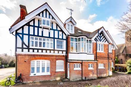St. Michaels Lodge, 1 St. Michaels Road, Image 9