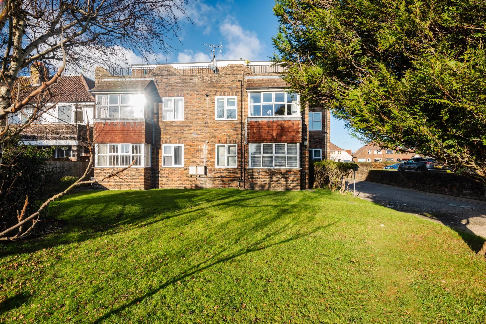 Southdown House, 185 Goring Road, Image 10