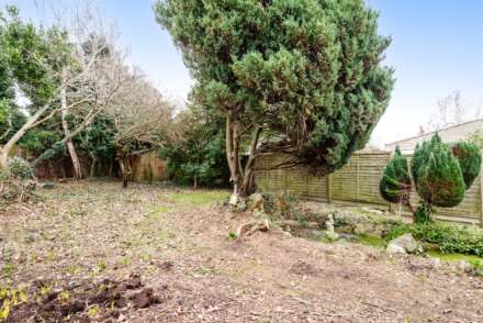 Beeches Avenue, Worthing, Image 12