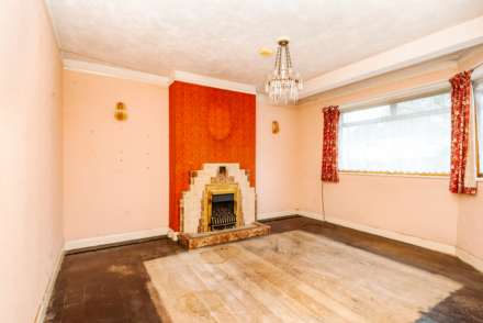 Beeches Avenue, Worthing, Image 2