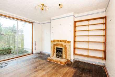 Beeches Avenue, Worthing, Image 3