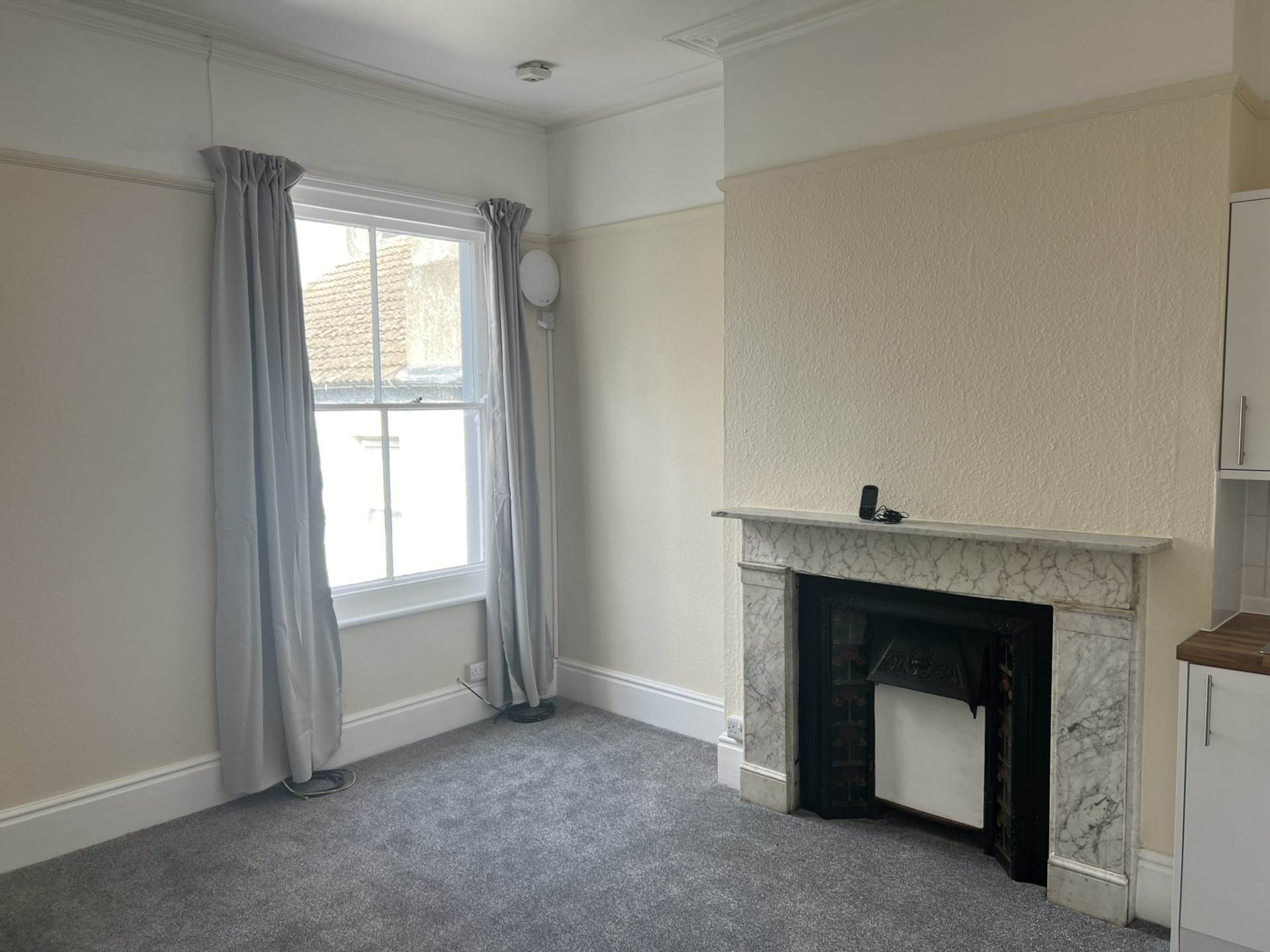 Brighton Road, Worthing, Image 9