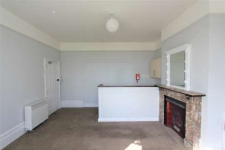 Brighton Road, Worthing, Image 4