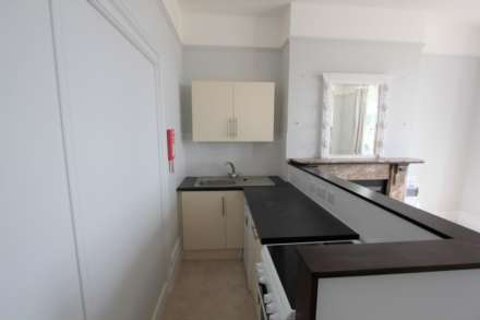 Brighton Road, Worthing, Image 5