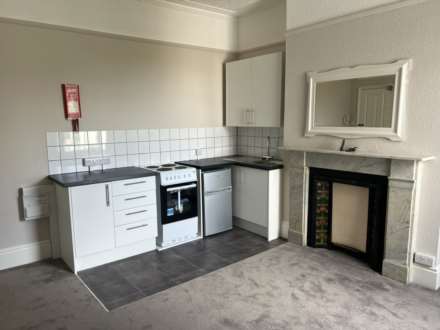 Brighton Road, Worthing, Image 6