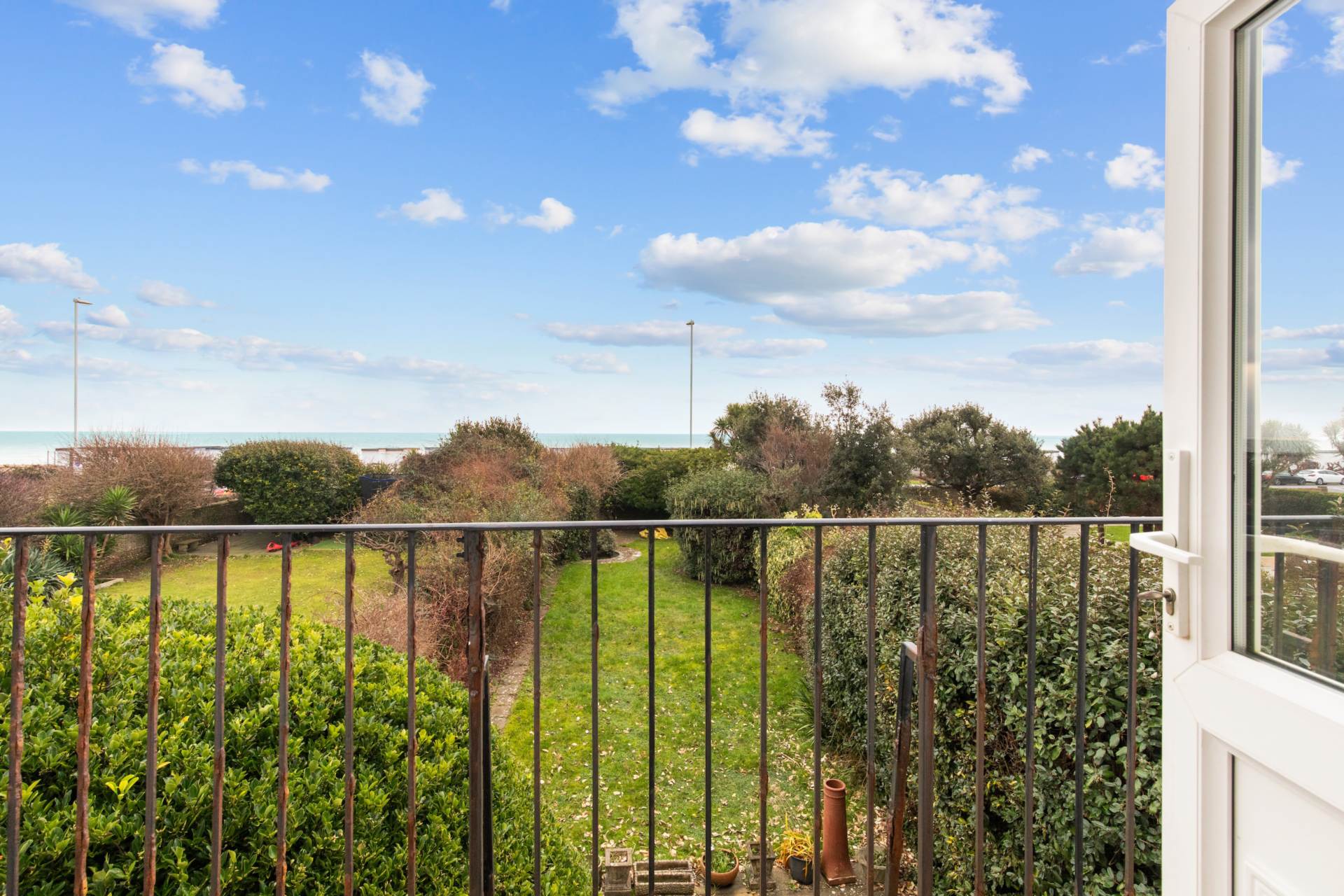 Beech Cottage, 2 West Parade, Image 12