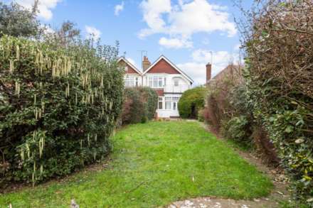 Beech Cottage, 2 West Parade, Image 17
