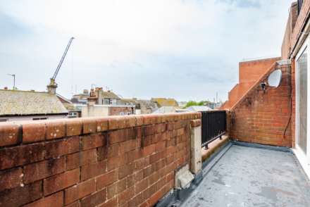 Guildbourne Court, Worthing, Image 4