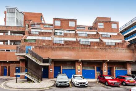 Guildbourne Court, Worthing, Image 7