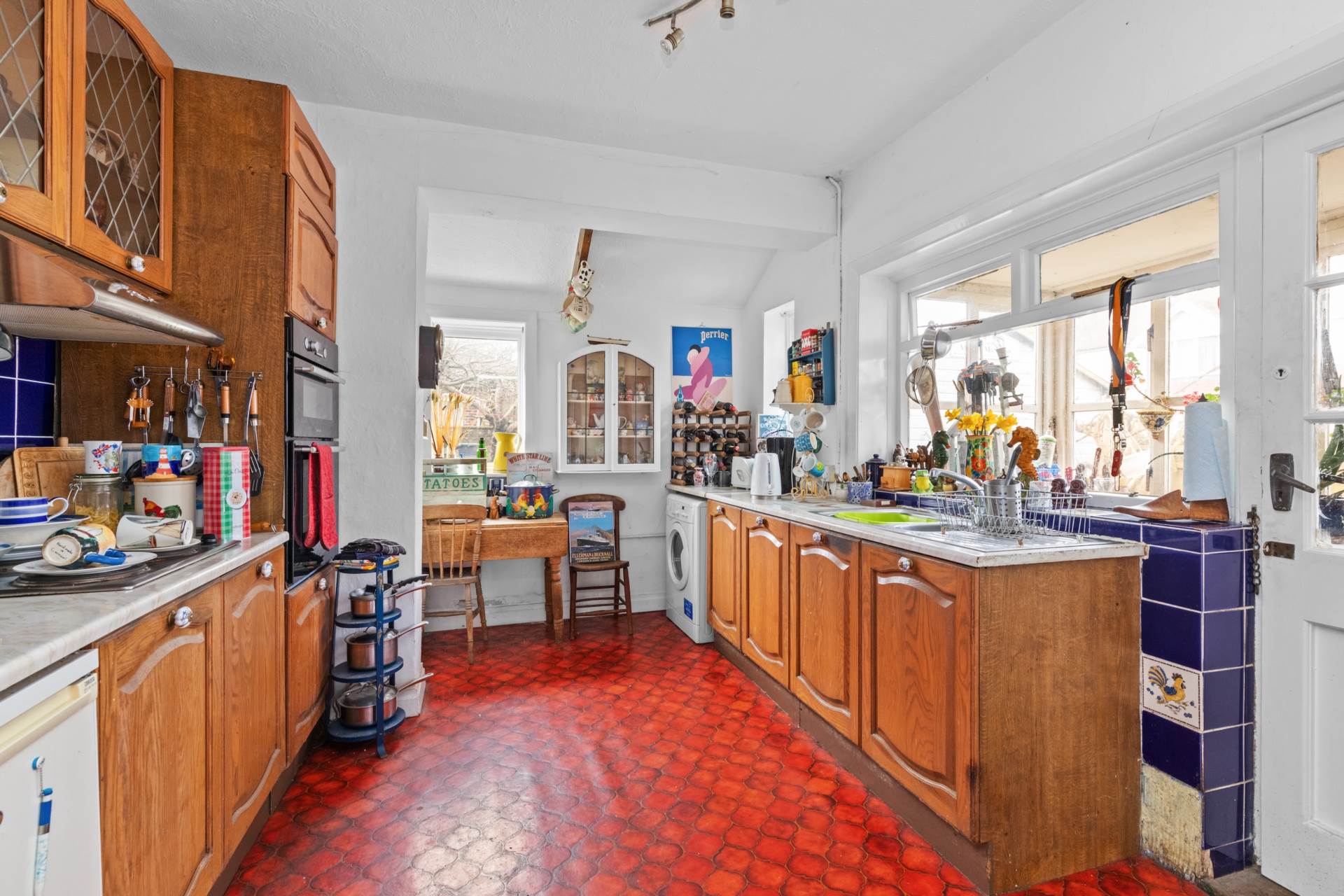 Ladydell Road, Worthing, Image 6