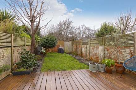 Navarino Road, Worthing, Image 19