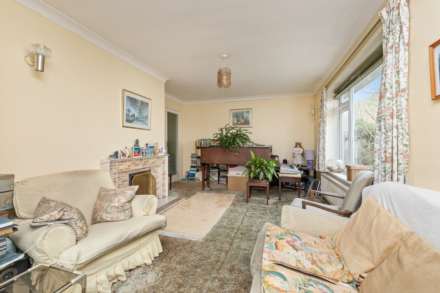 Coombe Rise, Worthing, Image 3