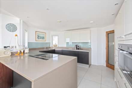 The Eardley, Marine Parade, Image 8